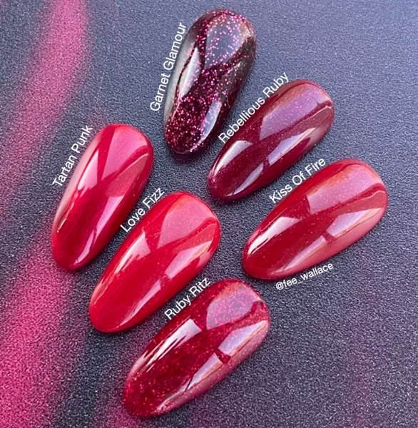 SMALTO SEMIPERMANENTE SHELLAC Kiss Of Fire #288